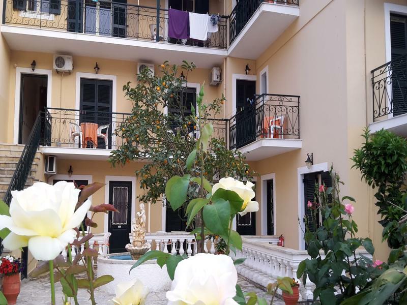 Elli Marina Studios And Apartments Benitses  Exteriér fotografie